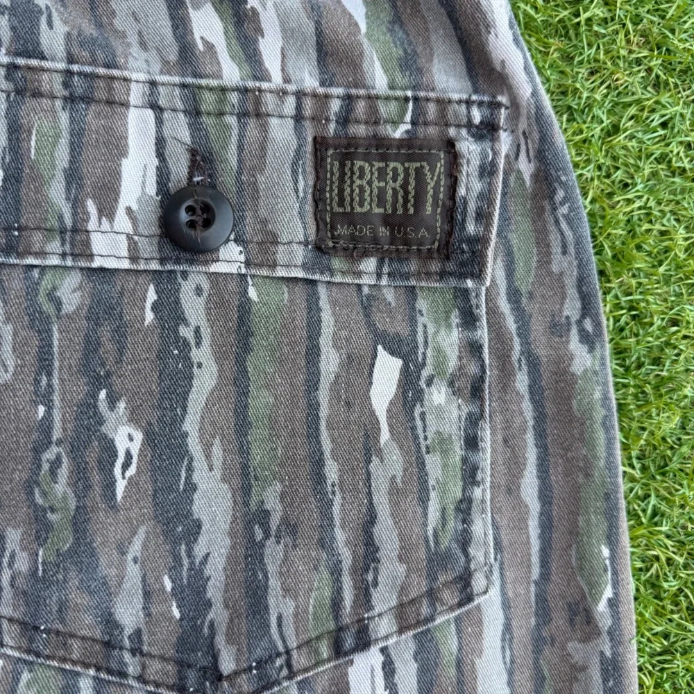 Vintage 90s Liberty Realtree Camo Pants Size 37x31 USA Tree Bark Cargo Gorpcore